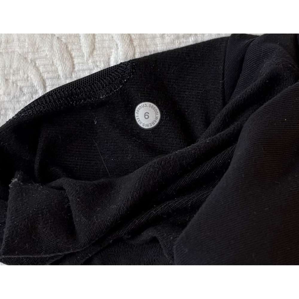 Lululemon Align Jogger Pants Black Cropped Yoga Athleisure Women Size 6 - Picture 5 of 10